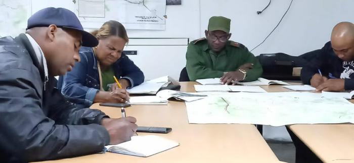 Trabajo en la Zona de Defensa de Alberro.