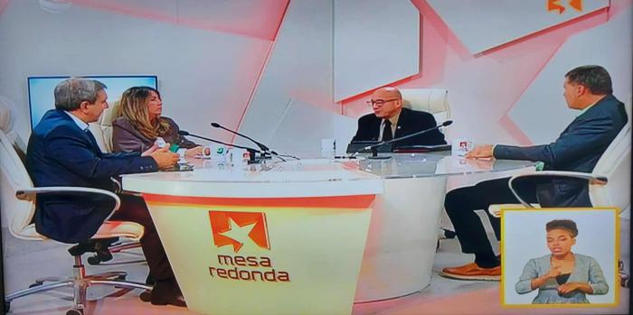 Mesa redonda sobre medidas de gobierno cubano