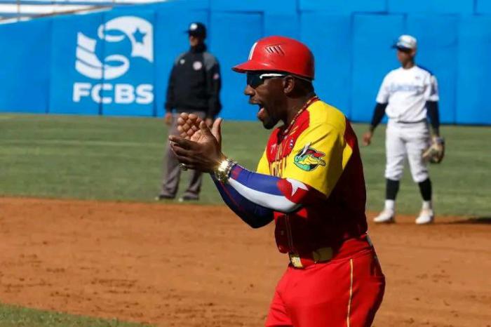 Pelotero de Matanzas en Serie Nacional 64