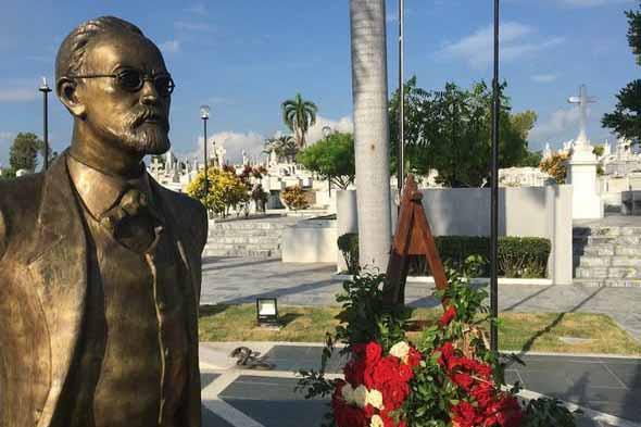 Defensa de la identidad y la cultura cubana