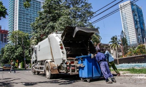 Recogida de basura en La Habana