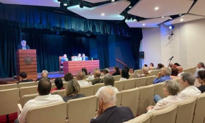 Este 27 de febrero la Biblioteca Nacional de Cuba acogió el acto de ingreso de Rafael Acosta de Arriba como miembro de número a la Academia Cubana de la Lengua.