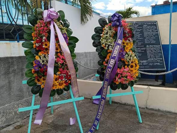 Homenaje a víctimas del sabotaje al vapor francés La Coubre