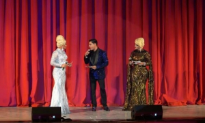 El transformismo ha encontrado en el Teatro América uno de sus escenarios más emblemáticos. 