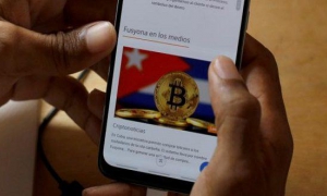 Banco Central de Cuba autoriza a diez empresas para usar criptomonedas en pagos al exterior