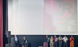Participantes en la premier de Estrés en el cine Chaplin