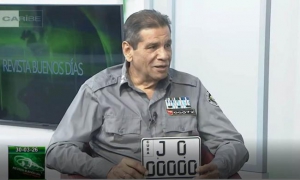 Coronel Mario Ríos Labrada, jefe del Departamento de Vehículos y Licencia de Conducción del Órgano Especializado de Tránsito, en su comparecencia en la revista informativa Buenos Días de la Televisión Cubana.