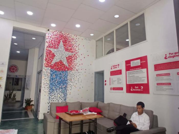 Sede del PDL La moneda cubana, en la calle San Ignacio, en el Centro Histórico de La Habana.