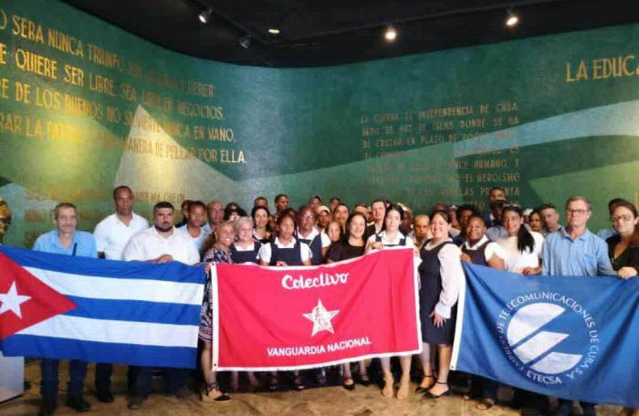 Centro de Telecomunicaciones de Monte: Vanguardia Nacional