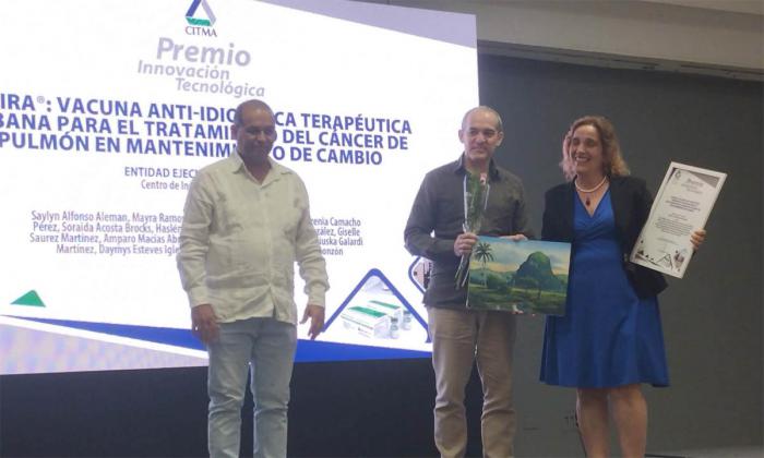 Premio a Vaxira®: vacuna cubana para tratar cáncer de pulmón