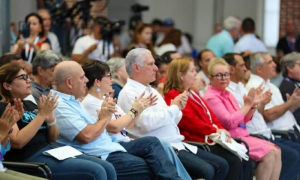 Díaz-Canel presente en clausura V Coloquio Patria