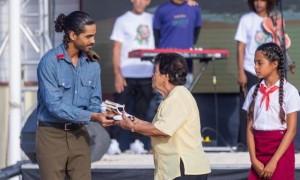 Acto por aniversario 65 de la victoria de Playa Girón