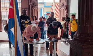 Mi firma por la Patria