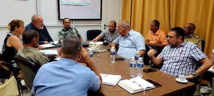 Visita Marrero Curz el Despacho Provincial de Carga