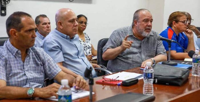 Sesión de trabajo entre autoridades del país y de La Habana