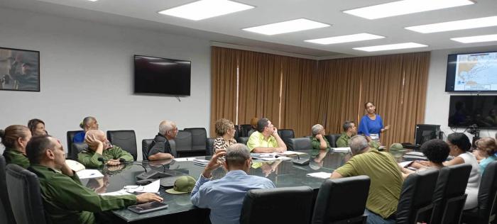 Sesiona comisión de trabajo relacionada con Meteoro 2026