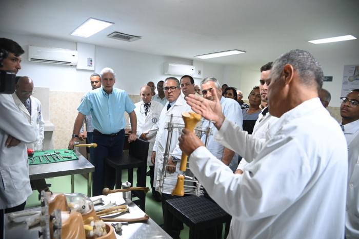 Visita Díaz-Canel Hospital Ortopédico Frank País