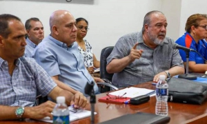 Sesión de trabajo entre autoridades del país y de La Habana
