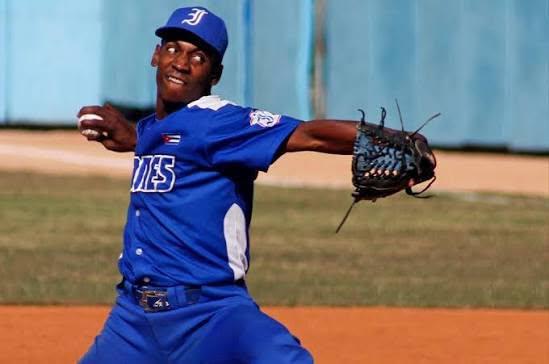 Industriales, a un paso de las semifinales en la Liga Élite