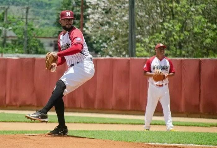 Jugadores de los Huracanes de Mayabeque