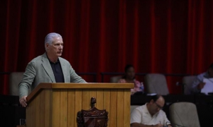 Miguel Díaz-Canel en sesión extraordinaria ANPP