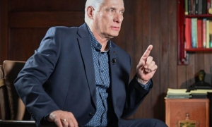 Miguel Díaz-Canel en entrevista con Roberto Cavada