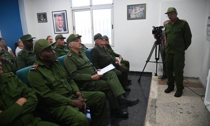 Díaz-Canel en Día de la Defensa en el Cerro
