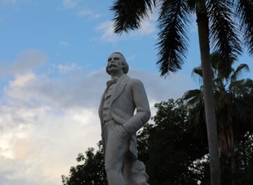 A 158 del inicio de las luchas por la independencia el pueblo habanero recuerda a Carlos Manuel de Céspedes. Foto: Sheryl Márquez Vega